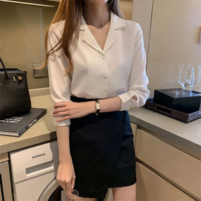 Camisa Social Feminina com Gola Entalhada