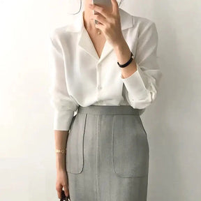 Camisa Social Feminina com Gola Entalhada