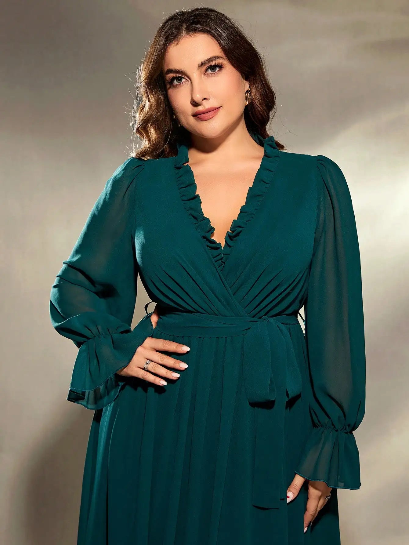 Vestido Verde Longo Plus Size Fabrielle