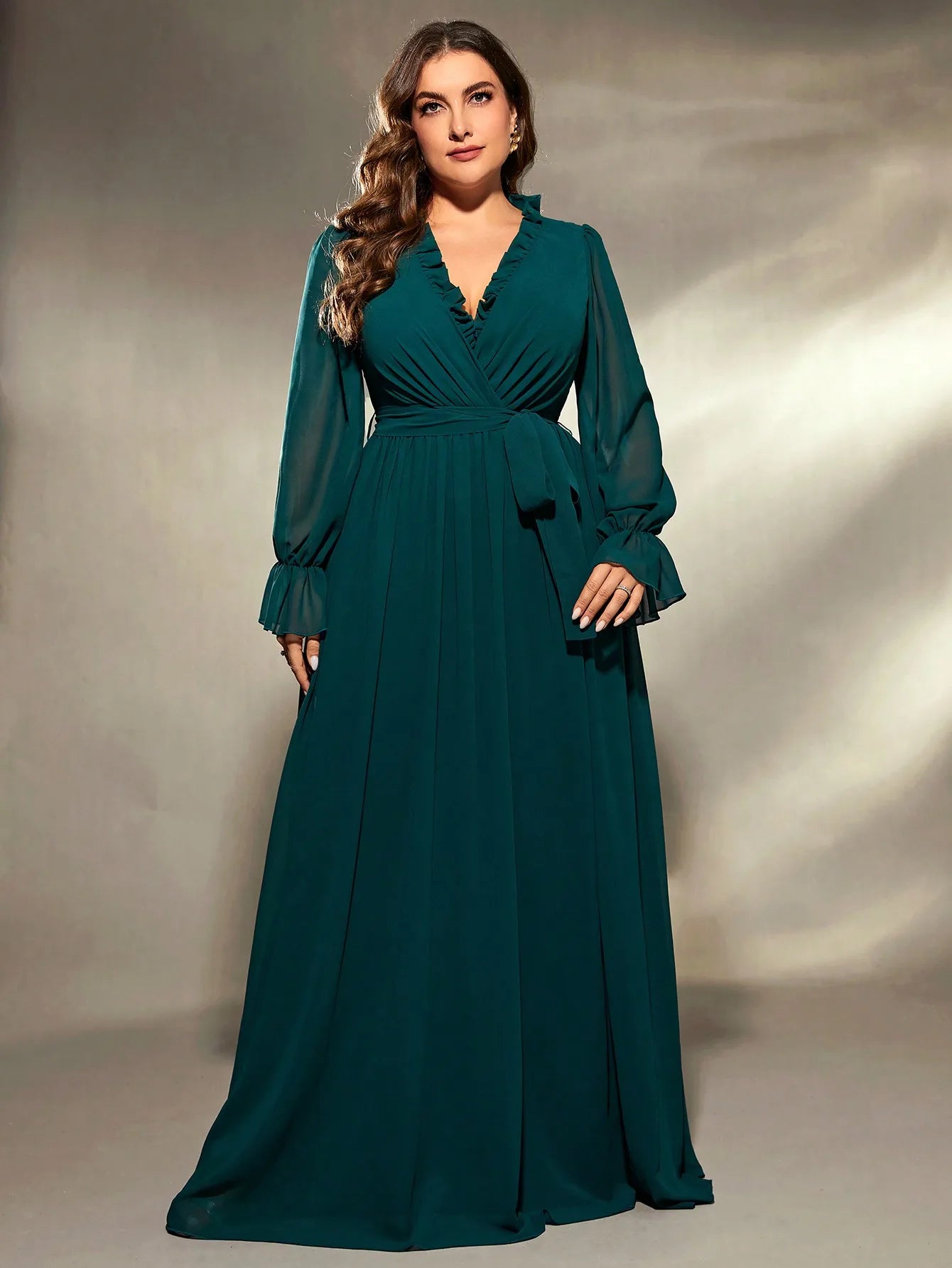 Vestido Verde Longo Plus Size Fabrielle