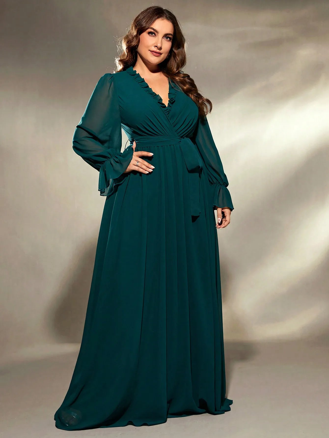 Vestido Verde Longo Plus Size Fabrielle