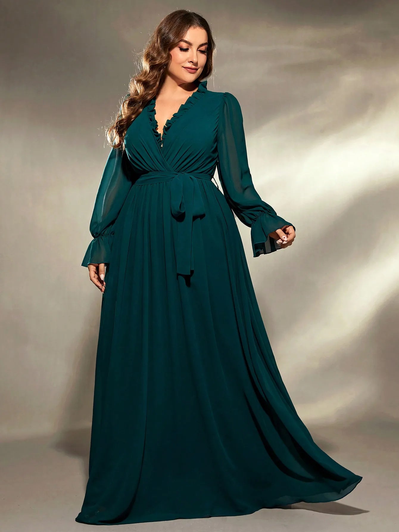 Vestido Verde Longo Plus Size Fabrielle