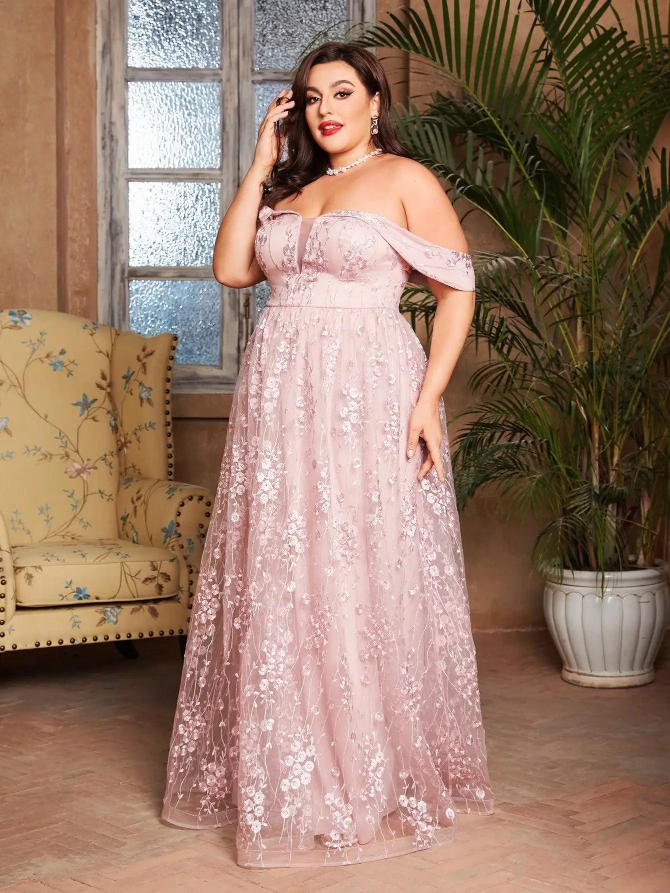 Mgiacy plus size Line neck V-neck embroidered lace full skirt Evening gown Ball dress Party dress Bridesmaid dress