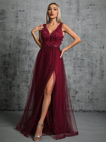 Vestido Longo Bordado Lantejoulas 3D Decote em V