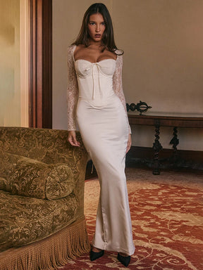 Vestido Longo Branco com Renda Fenda