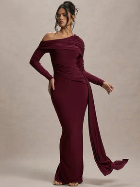 Vestido Longo Gola Inclinada Manga Longa