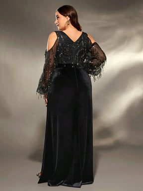 Vestido Preto Longo Plus Size Decote em V Fora do Ombro Lantejoula