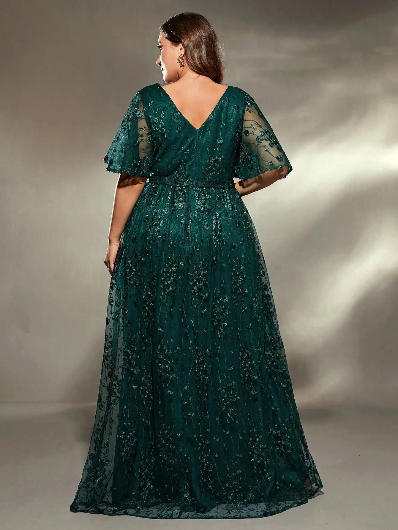Vestido Verde Escuro Longo Plus Size Renda Bordada