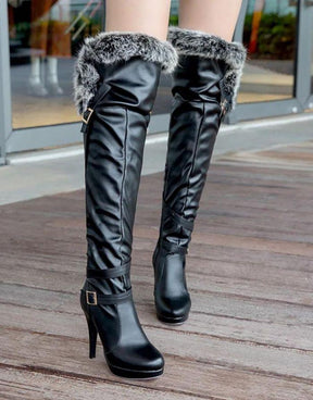 Bota Feminina Preta Salto Alto Pelúcia Easy