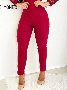 Macacão Feminino Vermelho de Renda Assimétrico