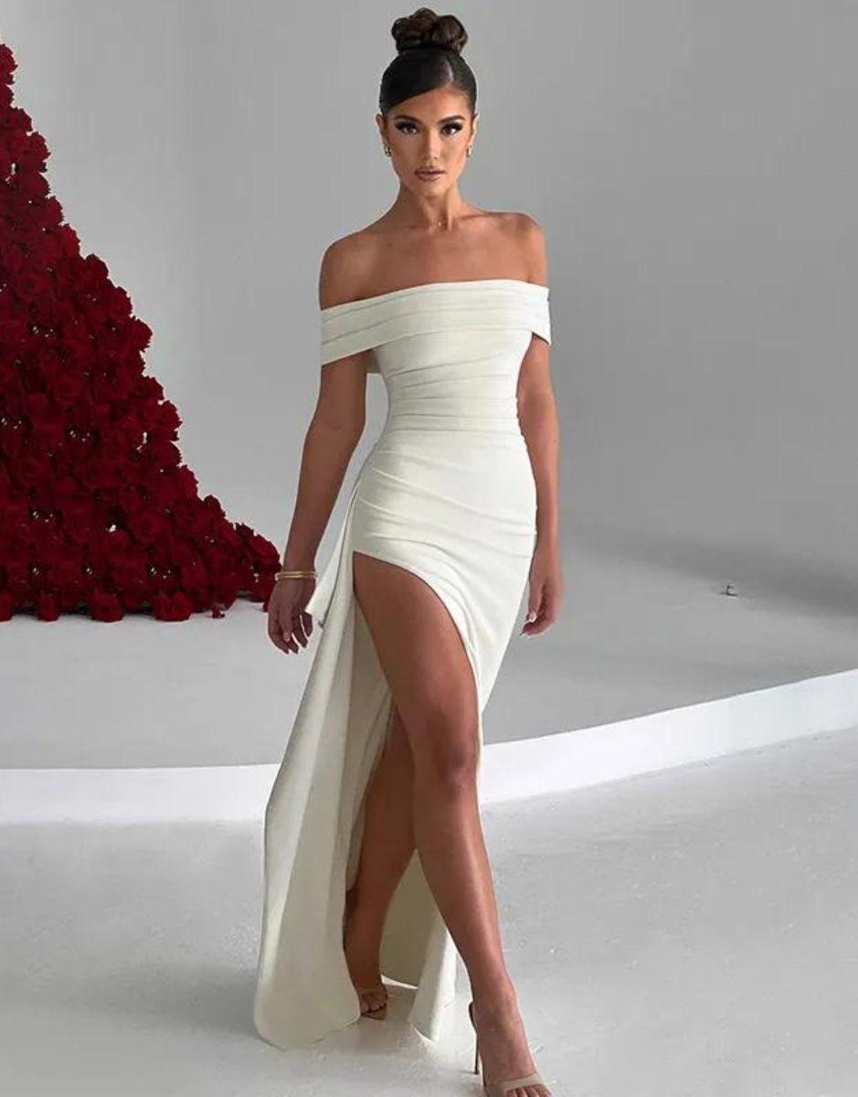 Vestido Branco Longo Off Ombro Fenda Alta