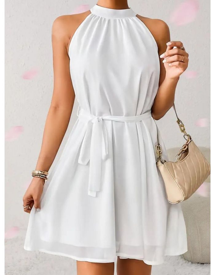 Vestido Branco Mini com Decote Halter