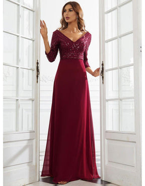 Vestido Vinho Borgonha Longo Decote em V Chiffon Contraste Lantejoula
